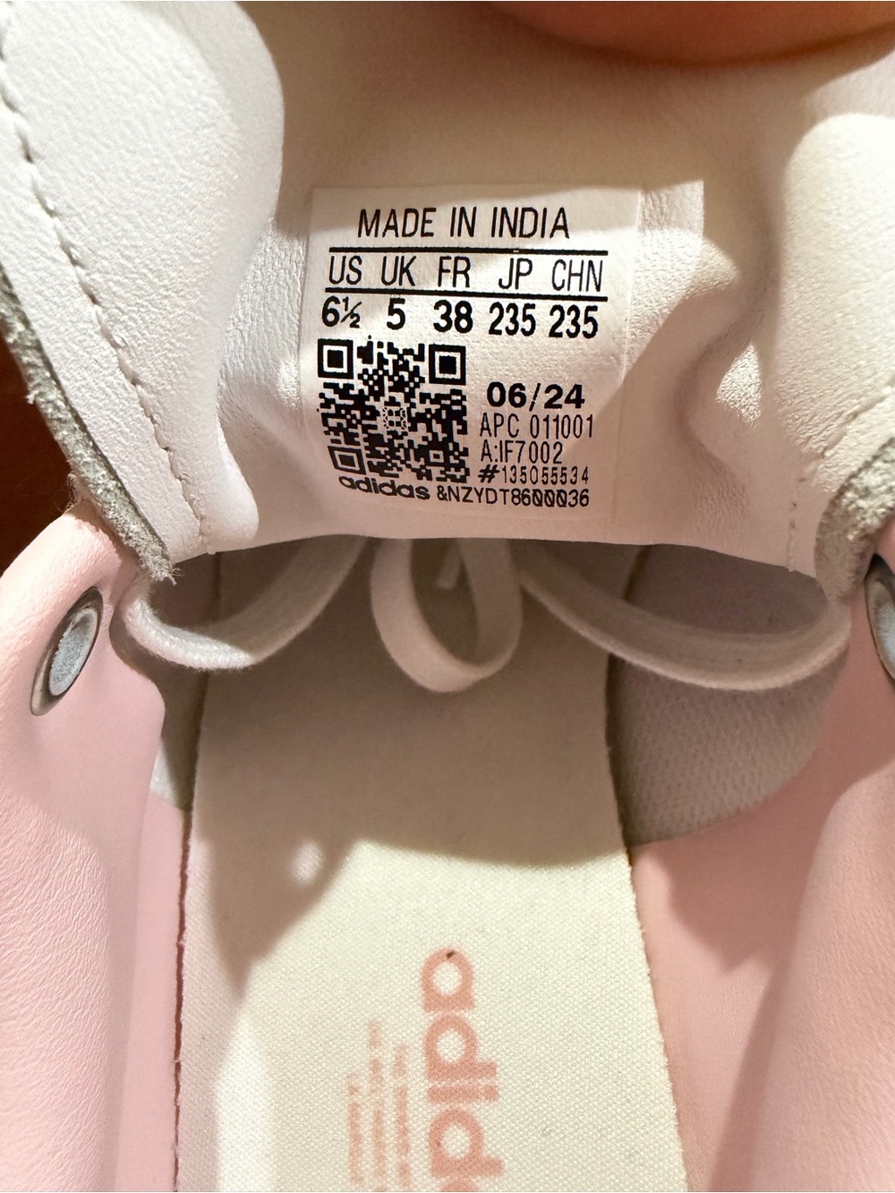 adidas Stan Smith White Leather Sneakers with Pink Accents - Women's 6.5 - Picture 8 of 9
